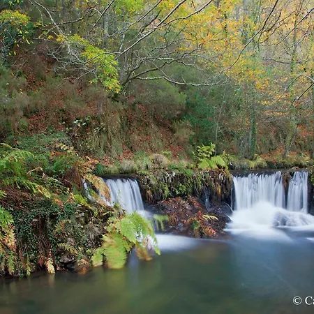 Rural Oscos فندق